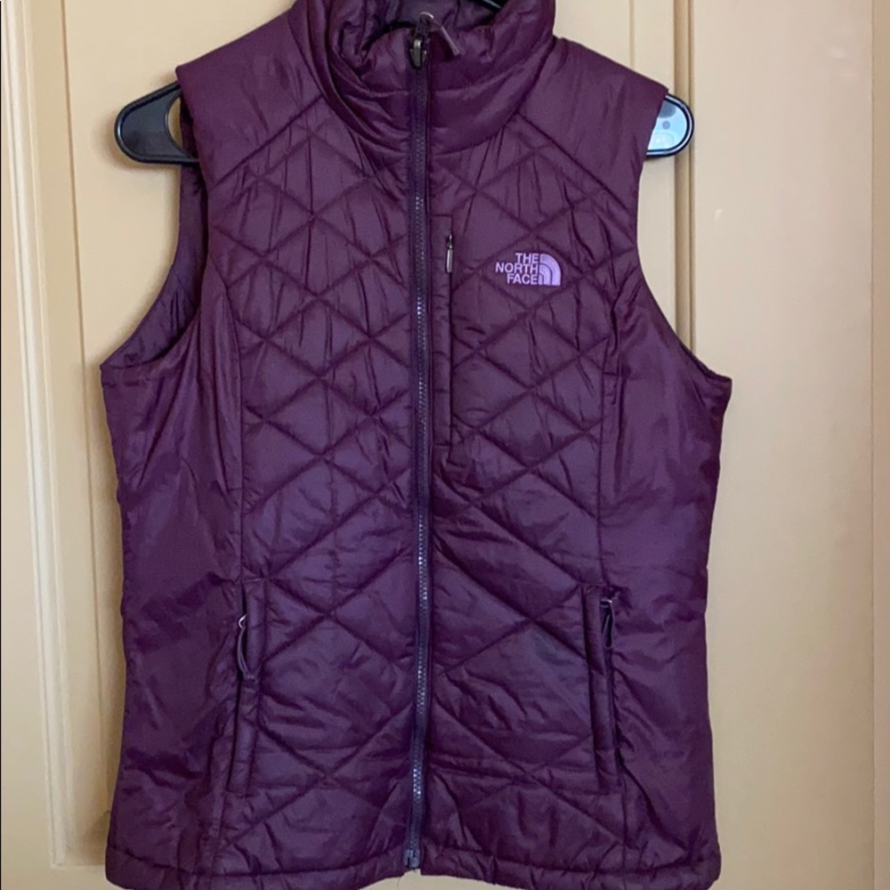 Women’s small northface vest